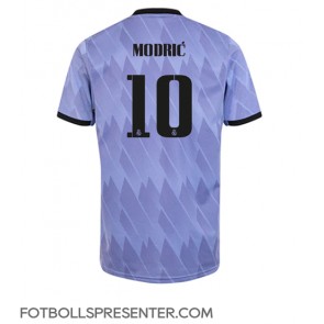 Real Madrid Luka Modric #10 Borta Matchtröja 2022-23 Kortärmad